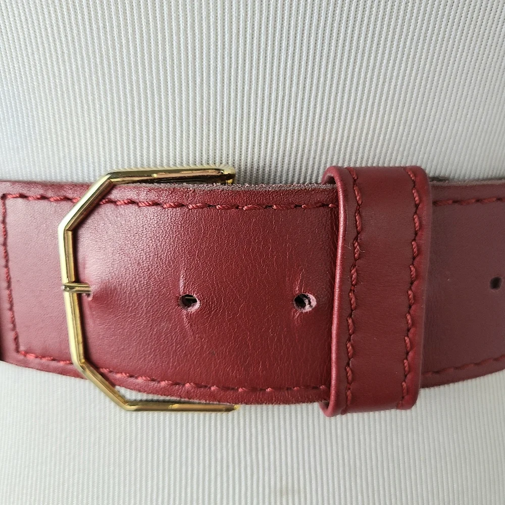 Vera Neumann Red White Graphic Wide Genuine Leather Vintage Belt